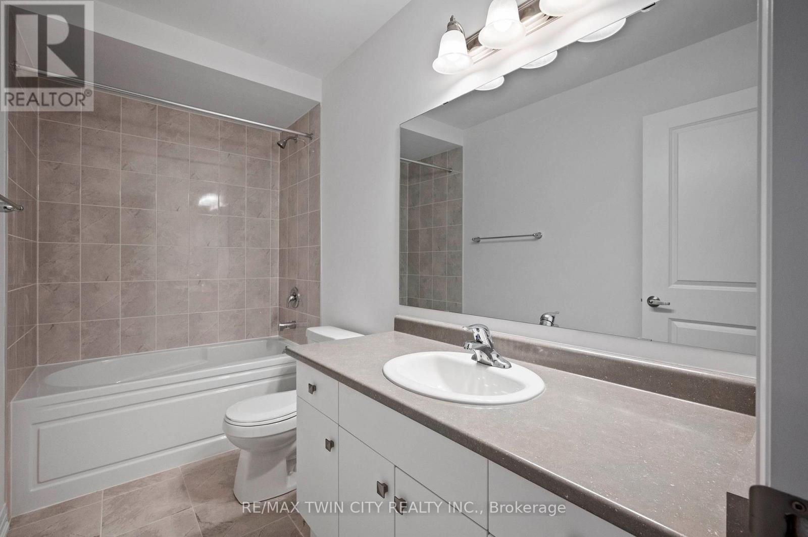 901 Douro Street E, Stratford, Ontario  N5A 0M2 - Photo 24 - X12726276