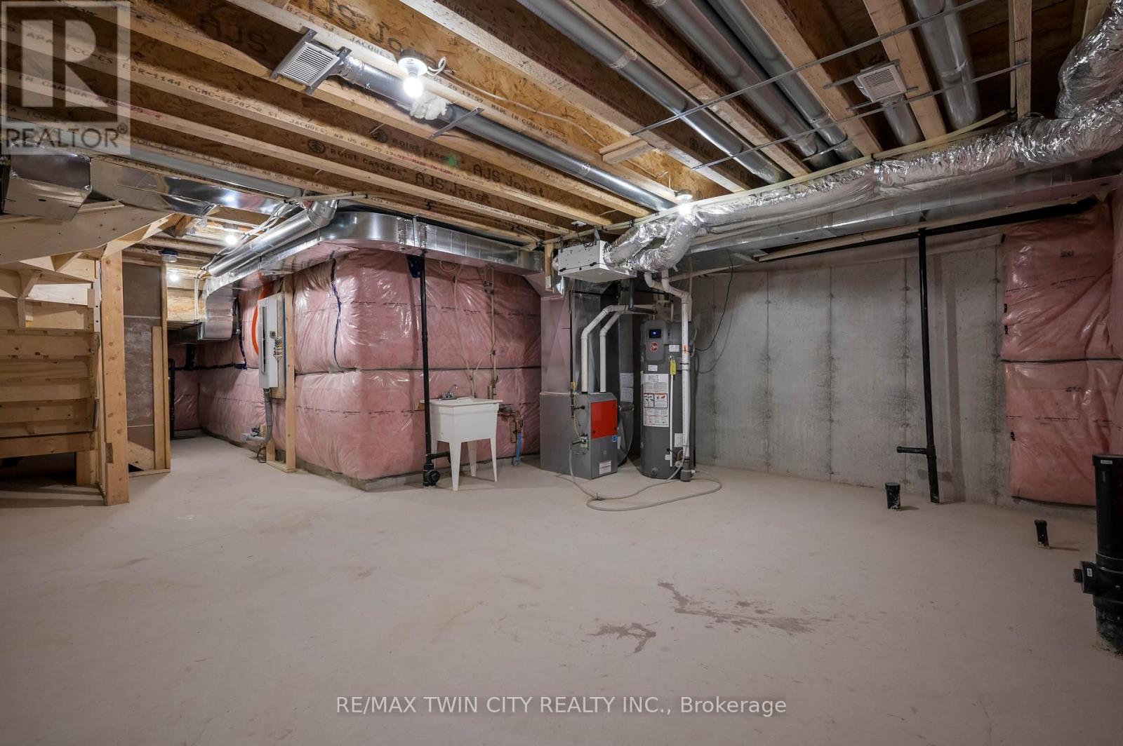 901 Douro Street E, Stratford, Ontario  N5A 0M2 - Photo 27 - X12726276