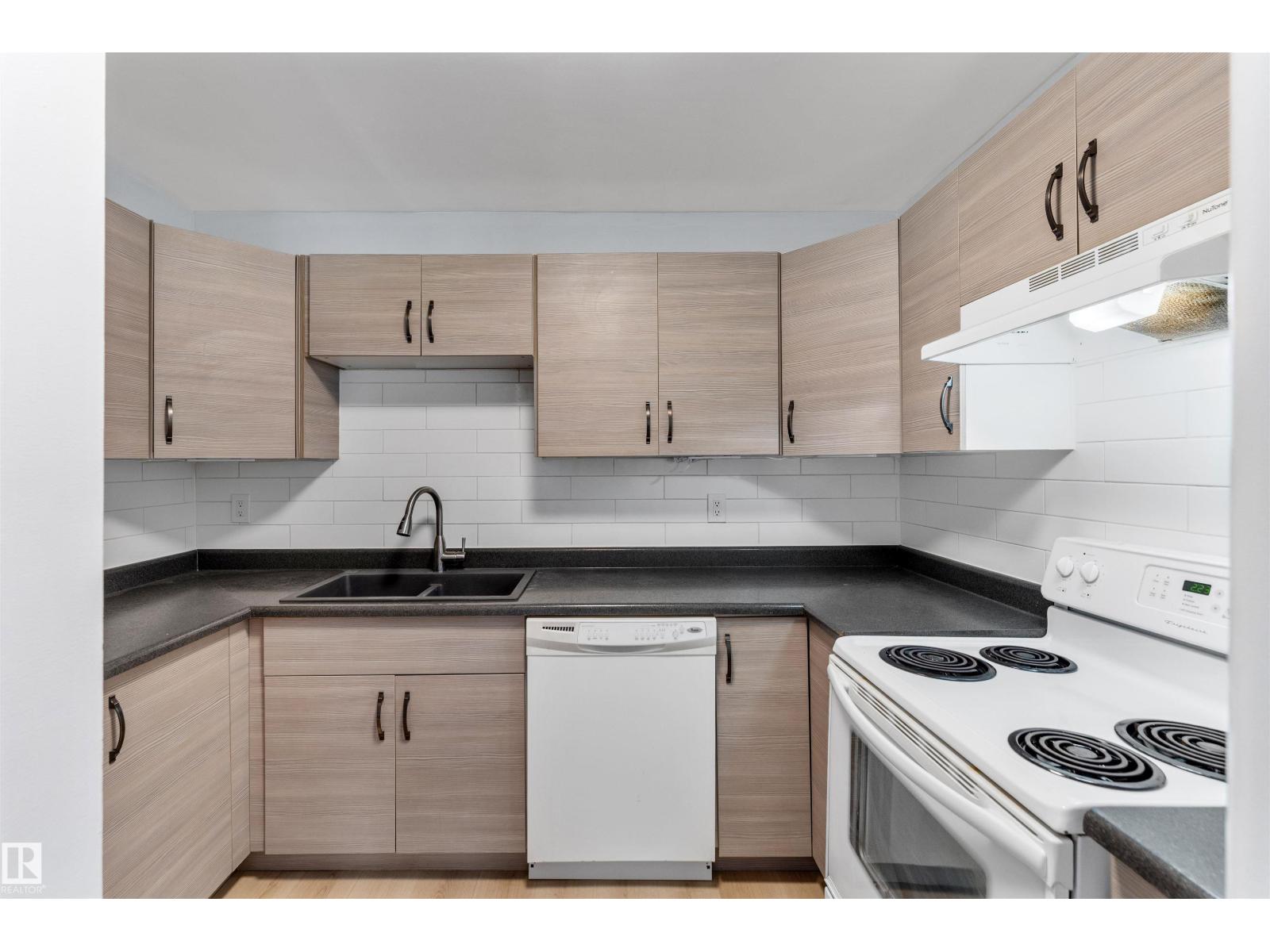 151 Marlborough Pl Nw, Edmonton, Alberta  T5T 1Y6 - Photo 13 - E4470940