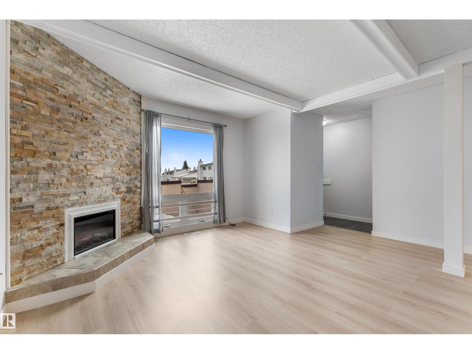 151 Marlborough Pl Nw, Edmonton, Alberta  T5T 1Y6 - Photo 5 - E4470940