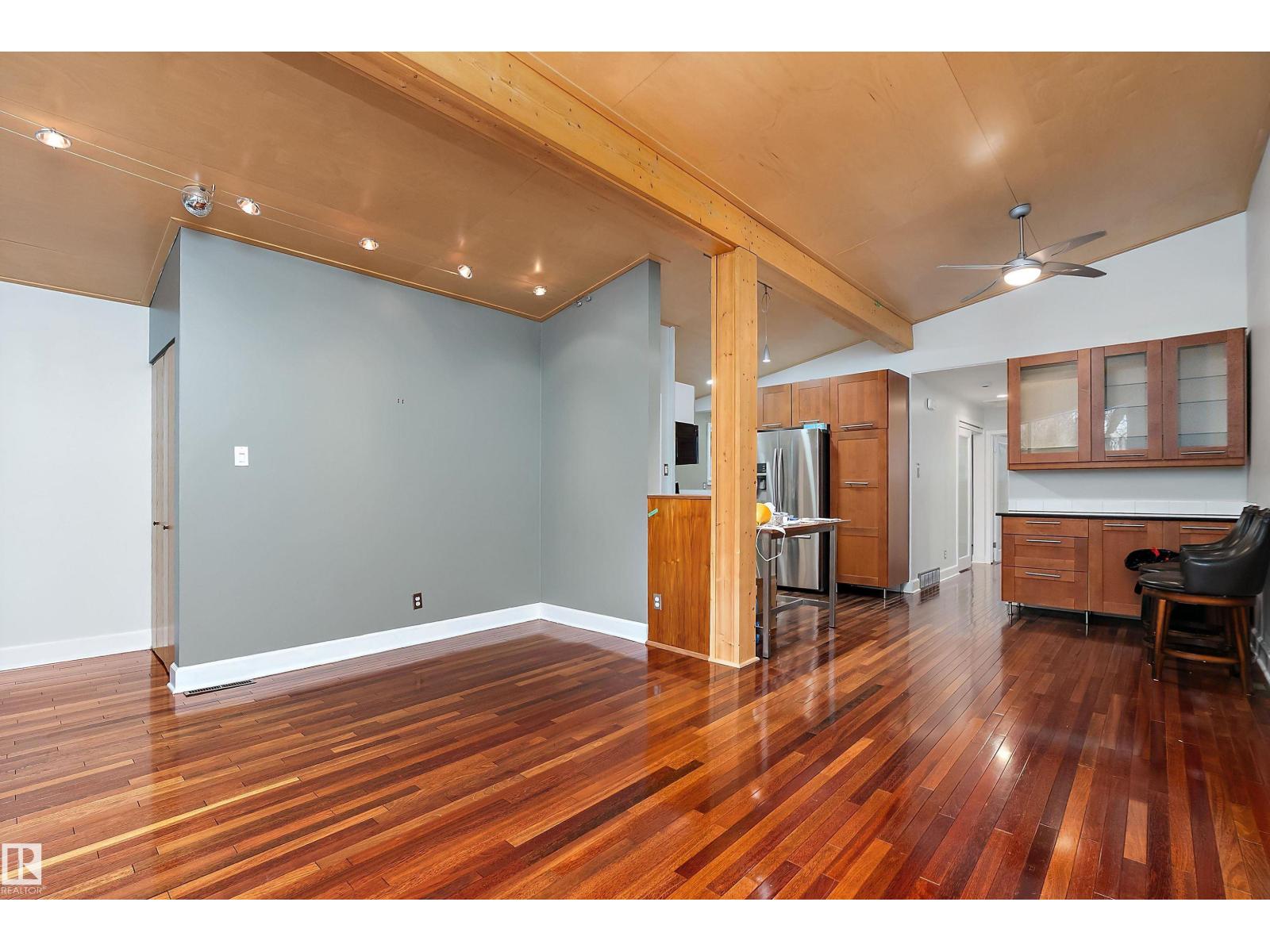 9716 88 Av Nw, Edmonton, Alberta  T6E 2P9 - Photo 8 - E4470941