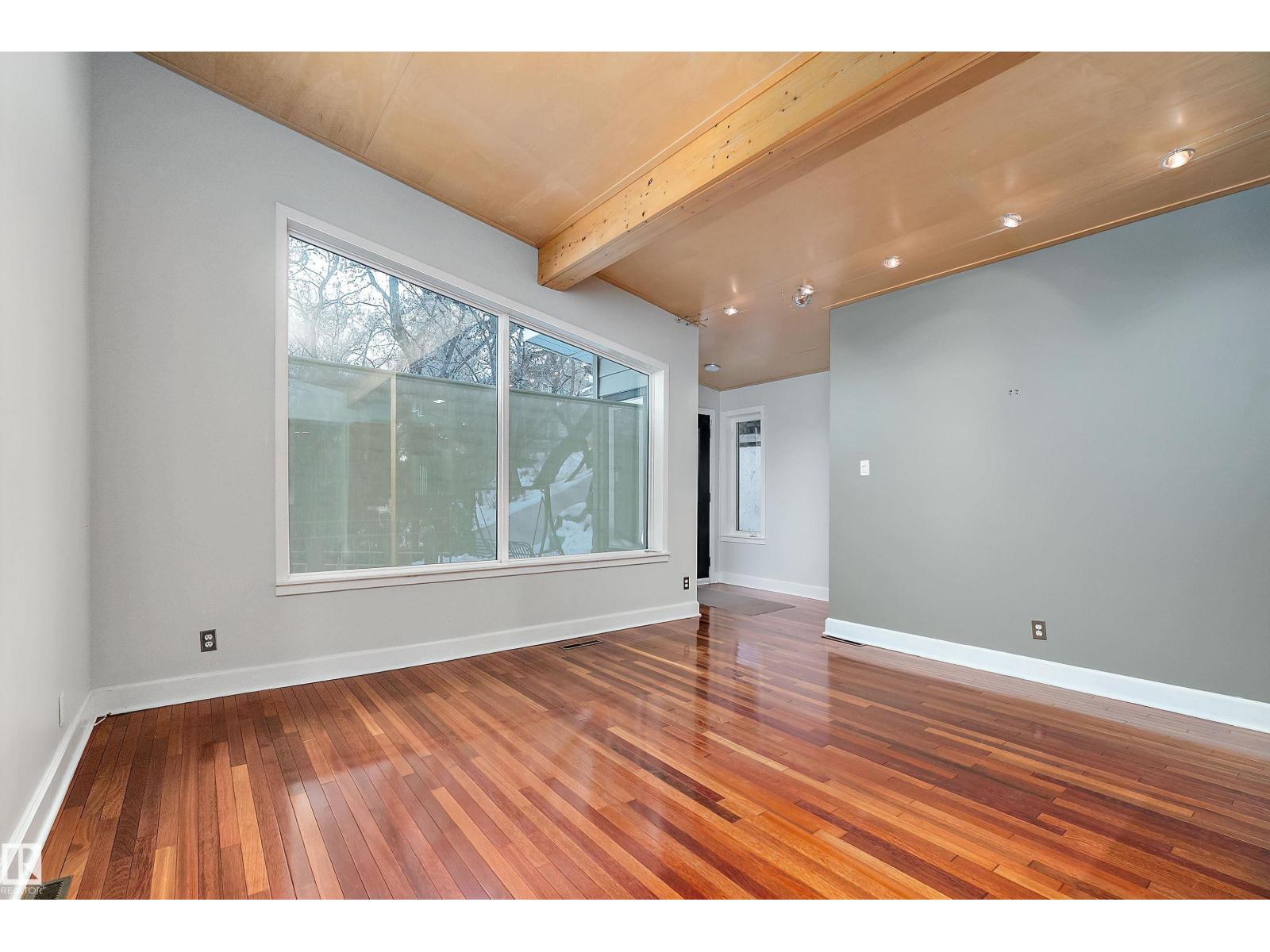 9716 88 Av Nw, Edmonton, Alberta  T6E 2P9 - Photo 7 - E4470941