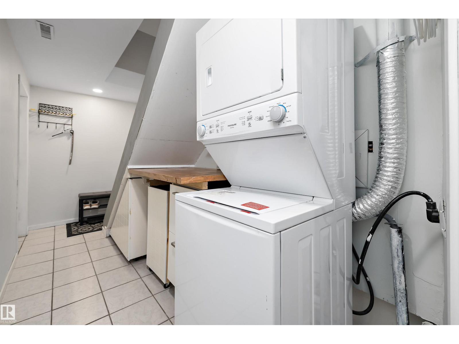 9716 88 Av Nw, Edmonton, Alberta  T6E 2P9 - Photo 23 - E4470941