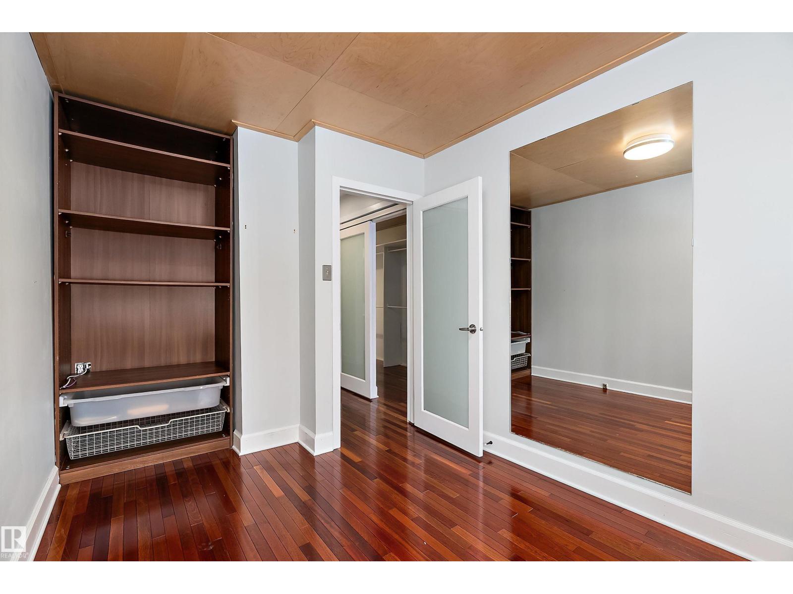 9716 88 Av Nw, Edmonton, Alberta  T6E 2P9 - Photo 12 - E4470941