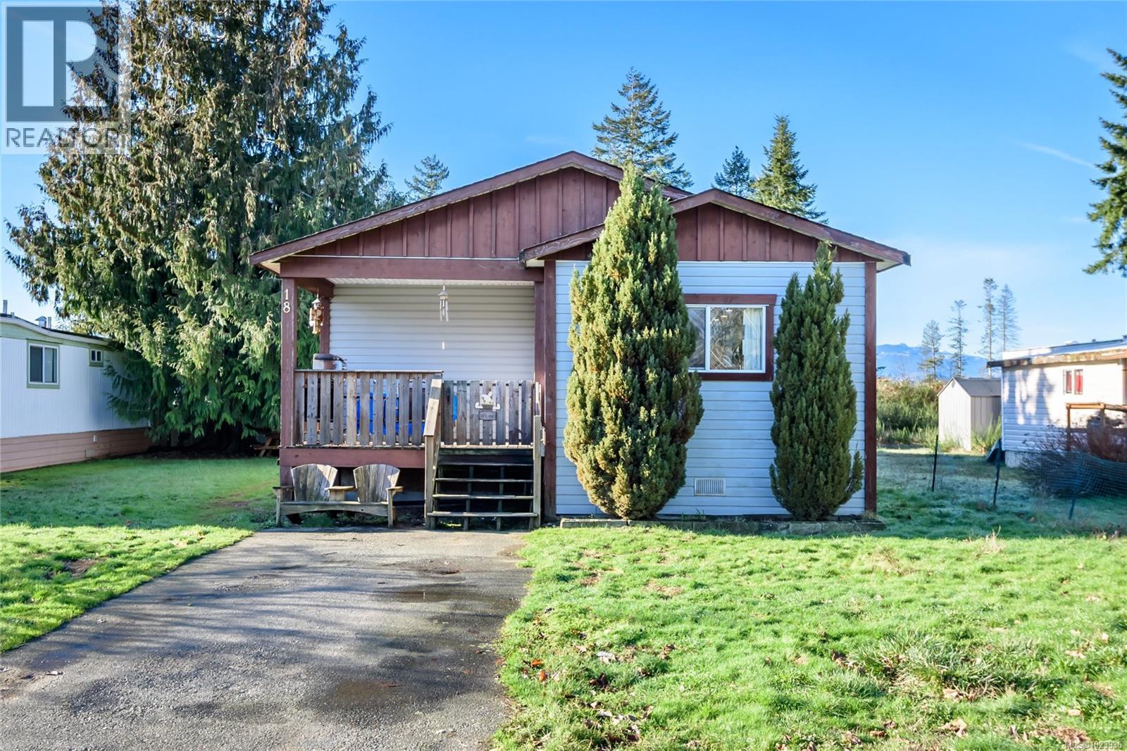 18 3216 Back Rd, Comox, British Columbia  V9M 4E2 - Photo 2 - 1023936