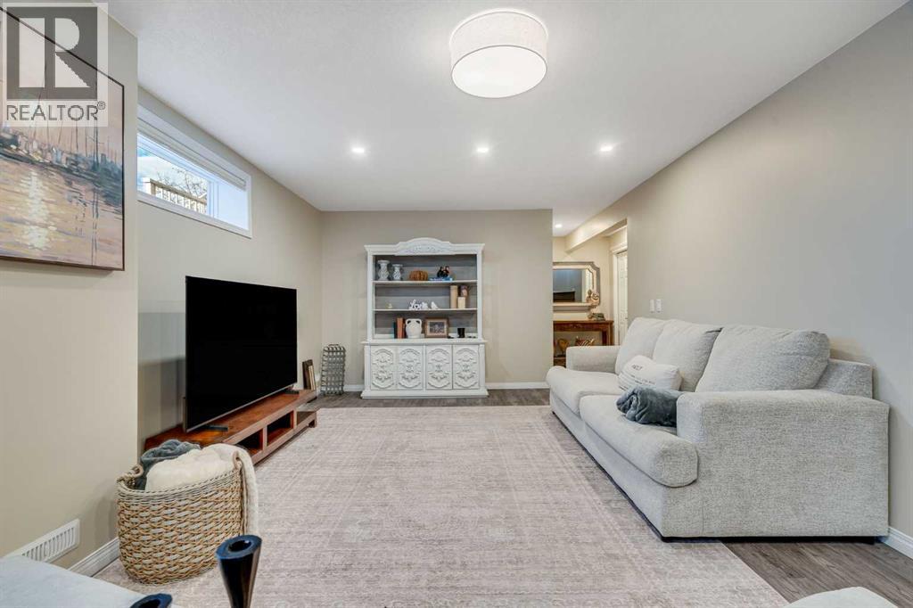 701 Cimarron Close, Okotoks, Alberta  T1S 1X3 - Photo 26 - A2278147