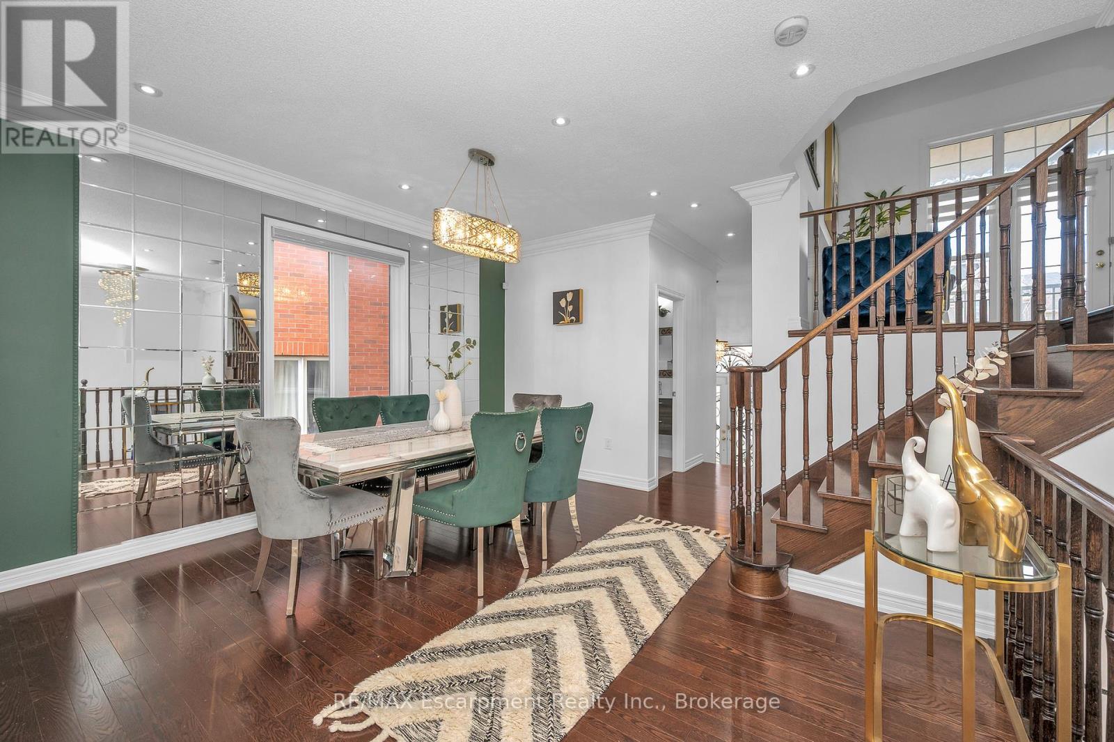 171 Huddlestone Crescent, Milton, Ontario  L9T 8M9 - Photo 8 - W12518264