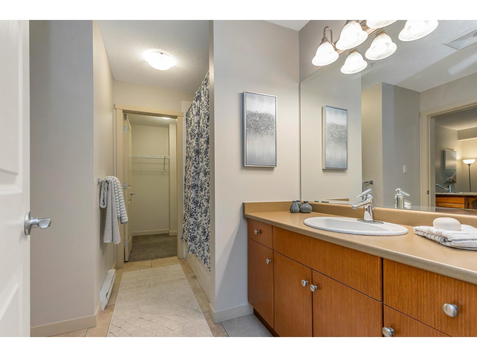 109 33338 E Bourquin Crescent, Abbotsford, British Columbia  V2S 1Y1 - Photo 23 - R3082213