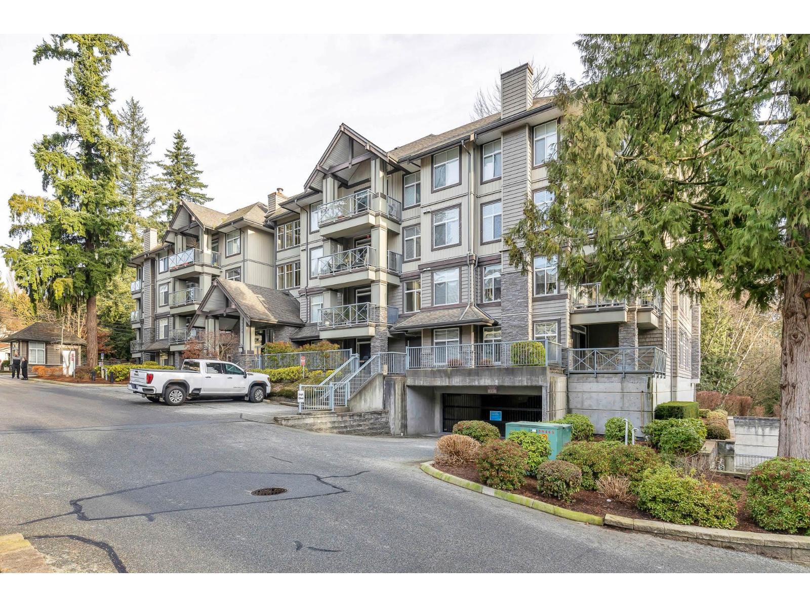 109 33338 E Bourquin Crescent, Abbotsford, British Columbia  V2S 1Y1 - Photo 4 - R3082213