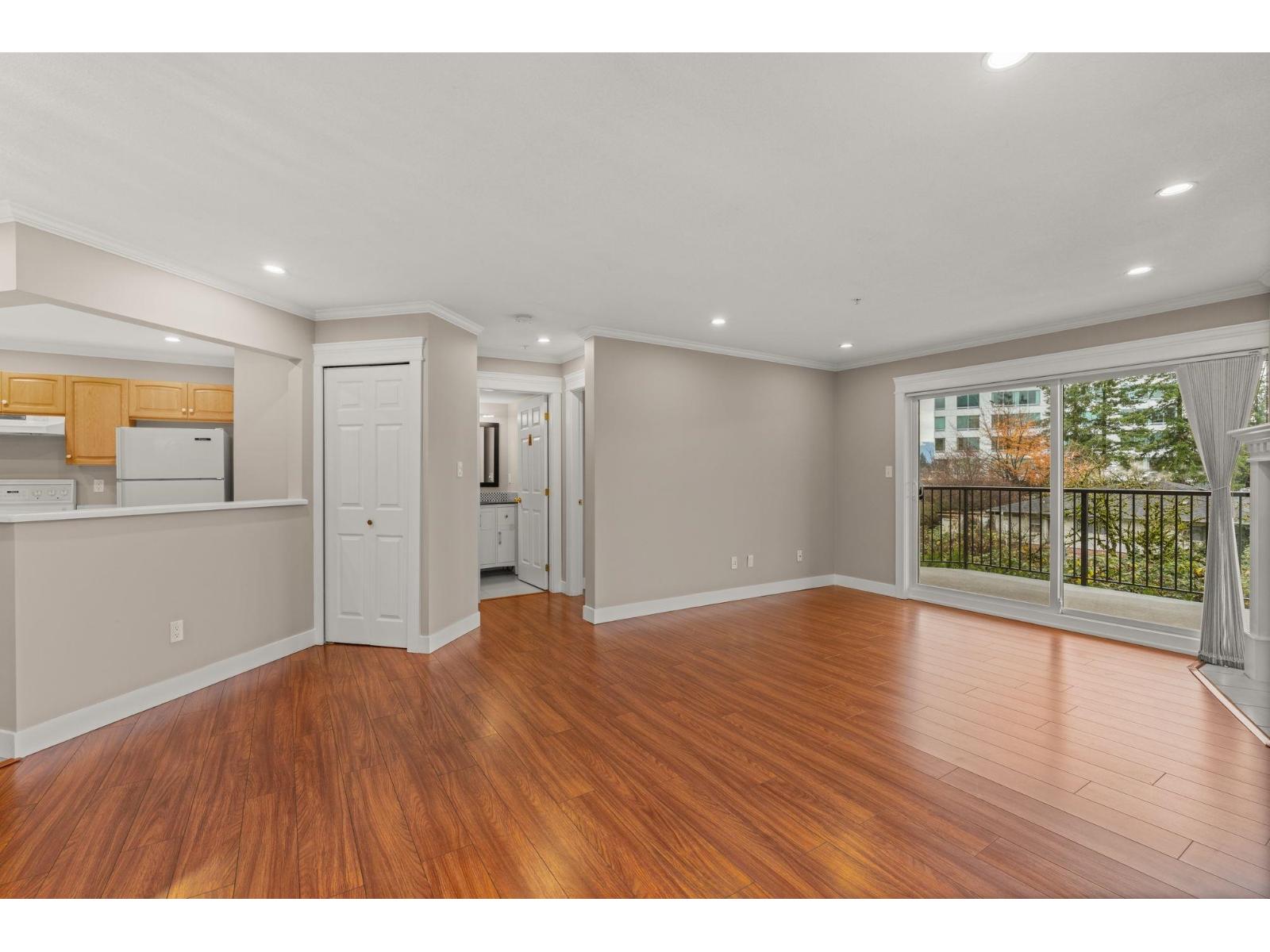 209 32044 Old Yale Road, Abbotsford, British Columbia  V2T 2C9 - Photo 10 - R3082696