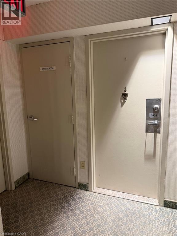 20 Speers Road Unit# 601, Oakville, Ontario  L6K 3R5 - Photo 2 - 40800121