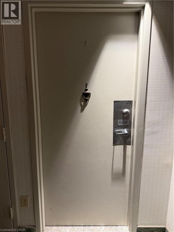 20 Speers Road Unit# 601, Oakville, Ontario  L6K 3R5 - Photo 3 - 40800121