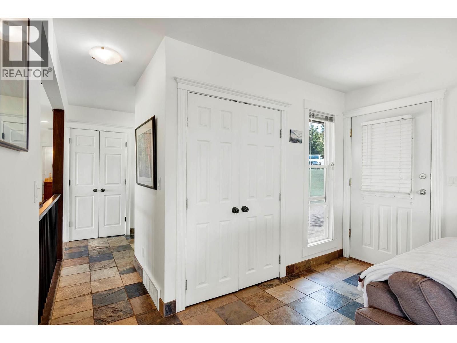 2404 Bella Coola Court, Kamloops, British Columbia  V2E 1T7 - Photo 24 - 10373291