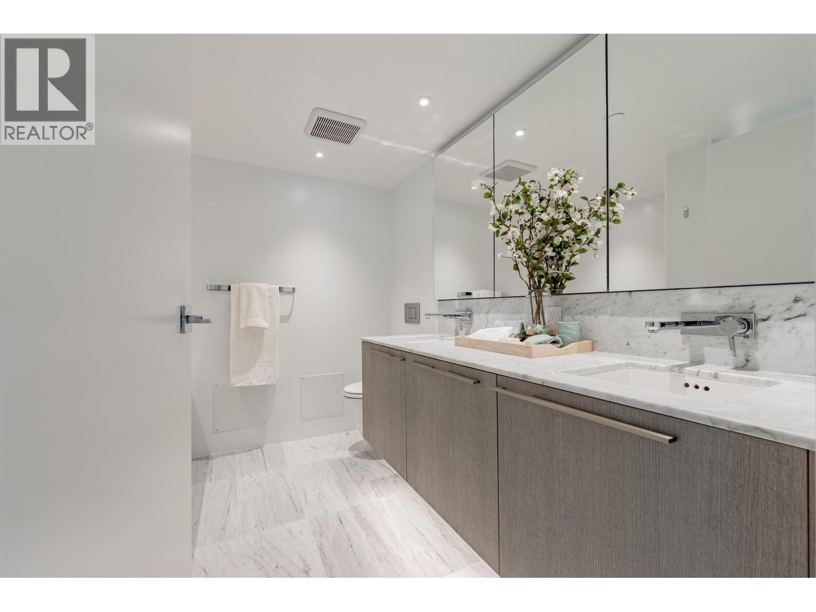 2209 1111 Richards Street, Vancouver, British Columbia  V6B 0S3 - Photo 20 - R3080239