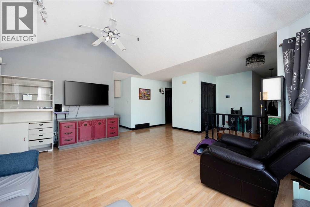 120 Blanchett Road, Fort Mcmurray, Alberta  T9K 2A8 - Photo 5 - A2276960