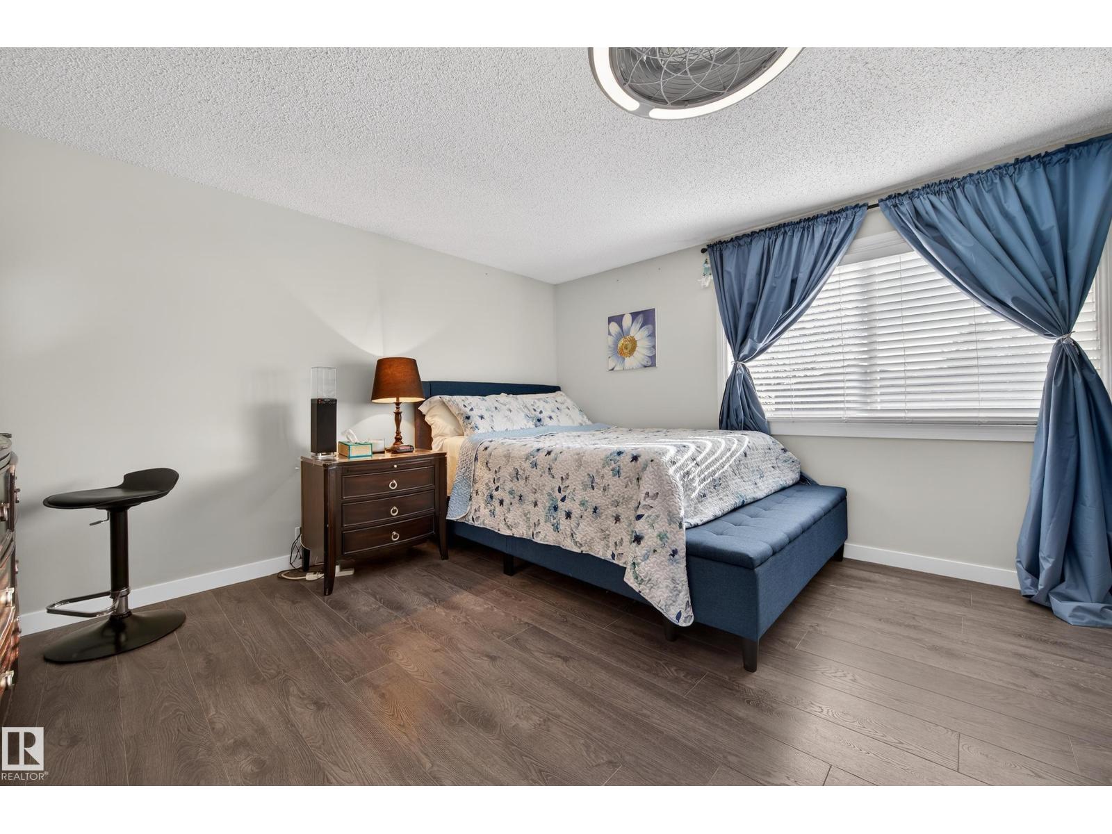 4755 35 Av Nw, Edmonton, Alberta  T6L 3P8 - Photo 11 - E4470943