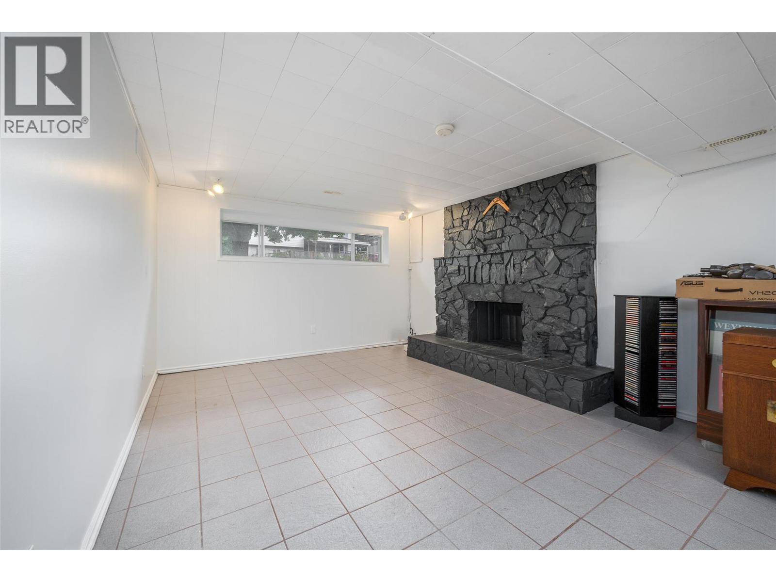 1012 33 Avenue, Vernon, British Columbia  V1T 6R7 - Photo 21 - 10373611