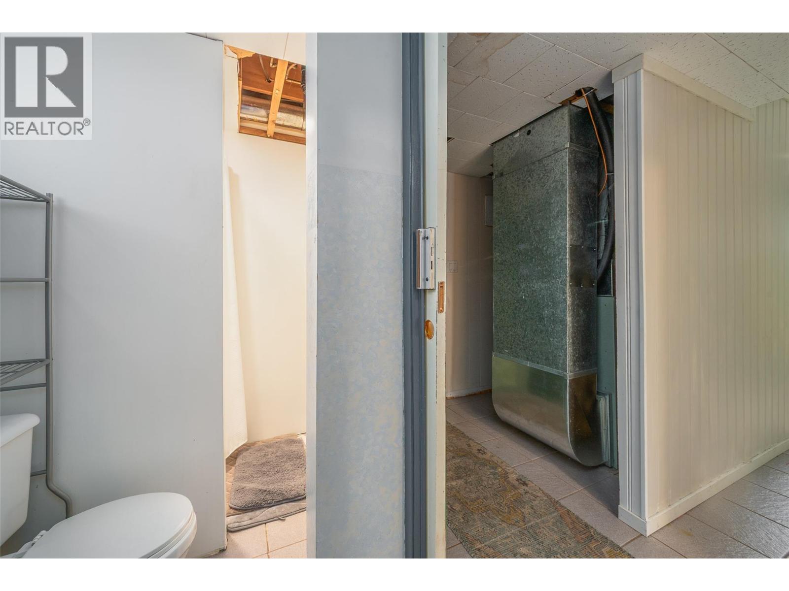 1012 33 Avenue, Vernon, British Columbia  V1T 6R7 - Photo 26 - 10373611