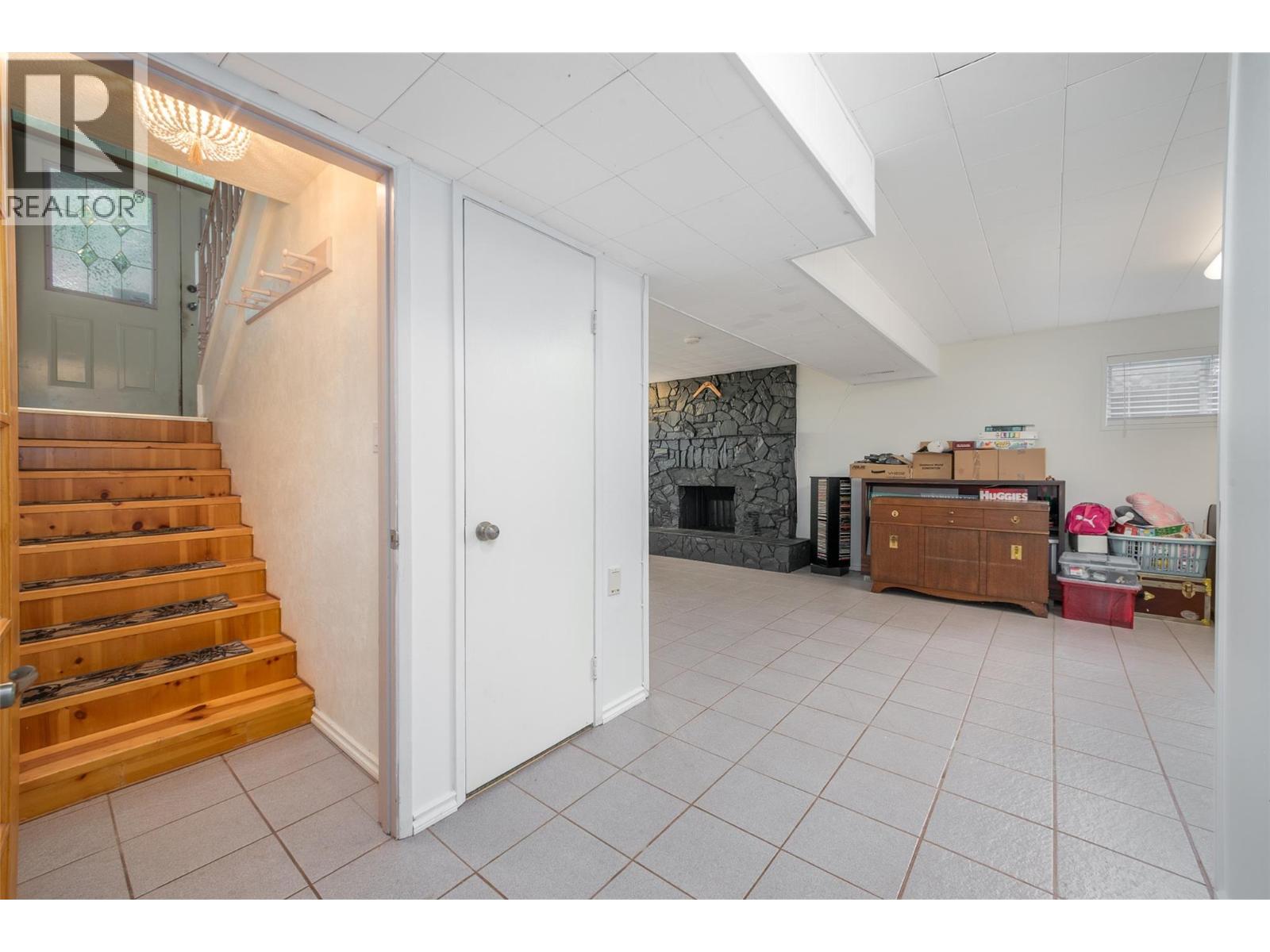 1012 33 Avenue, Vernon, British Columbia  V1T 6R7 - Photo 19 - 10373611