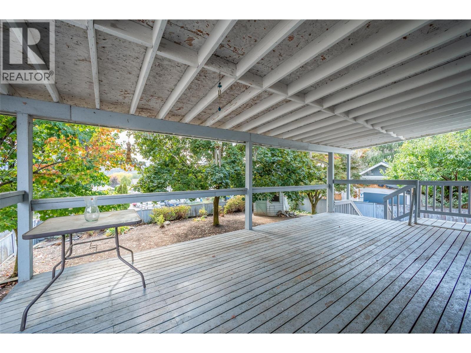 1012 33 Avenue, Vernon, British Columbia  V1T 6R7 - Photo 28 - 10373611