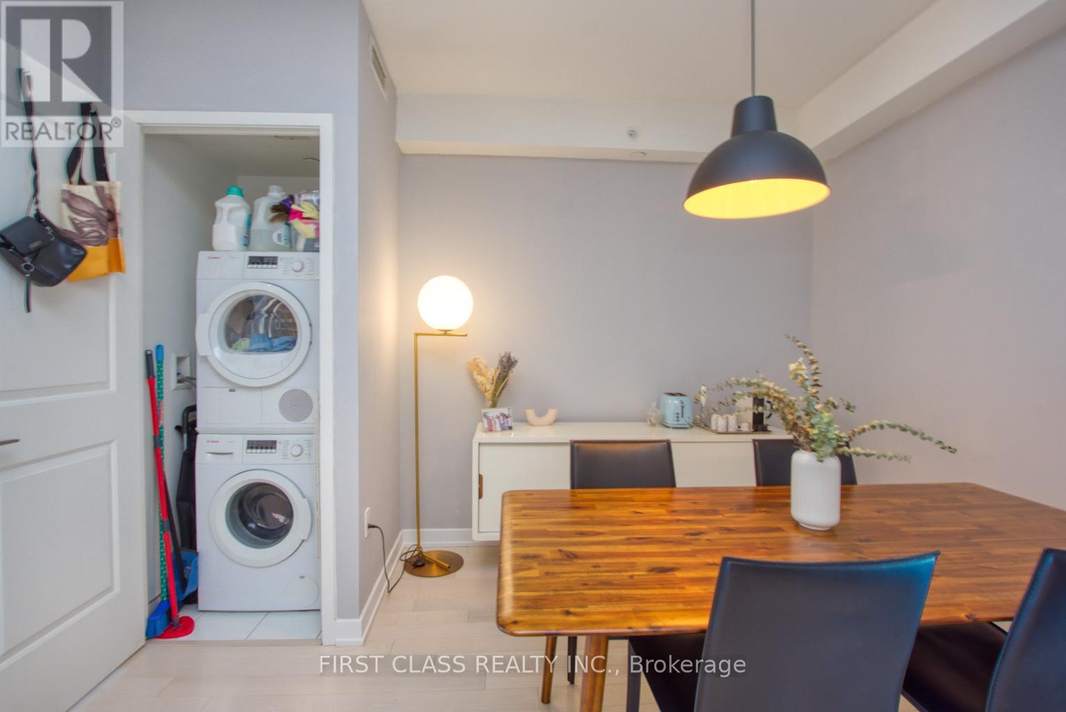 3209 - 1 The Esplanade, Toronto, Ontario  M5E 0A8 - Photo 11 - C12726304