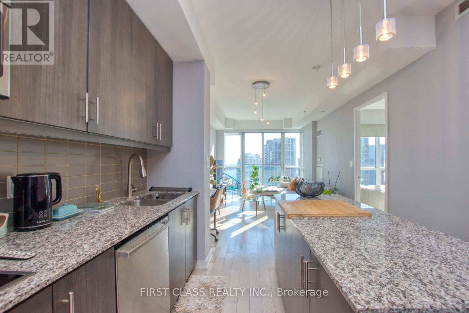 3209 - 1 The Esplanade, Toronto, Ontario  M5E 0A8 - Photo 6 - C12726304