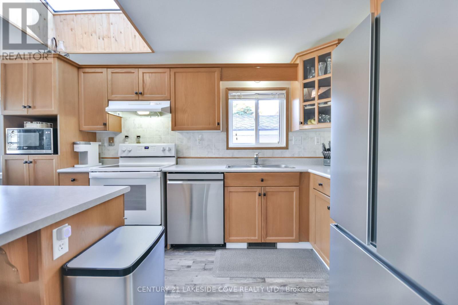 1355 Hilltop Road, Severn, Ontario  L3V 0V7 - Photo 14 - S12726284