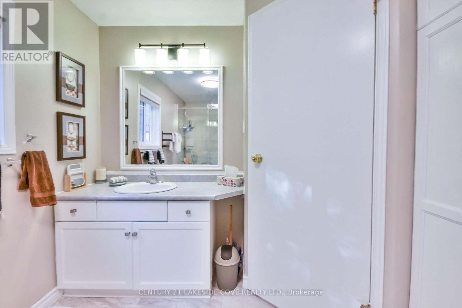 1355 Hilltop Road, Severn, Ontario  L3V 0V7 - Photo 27 - S12726284