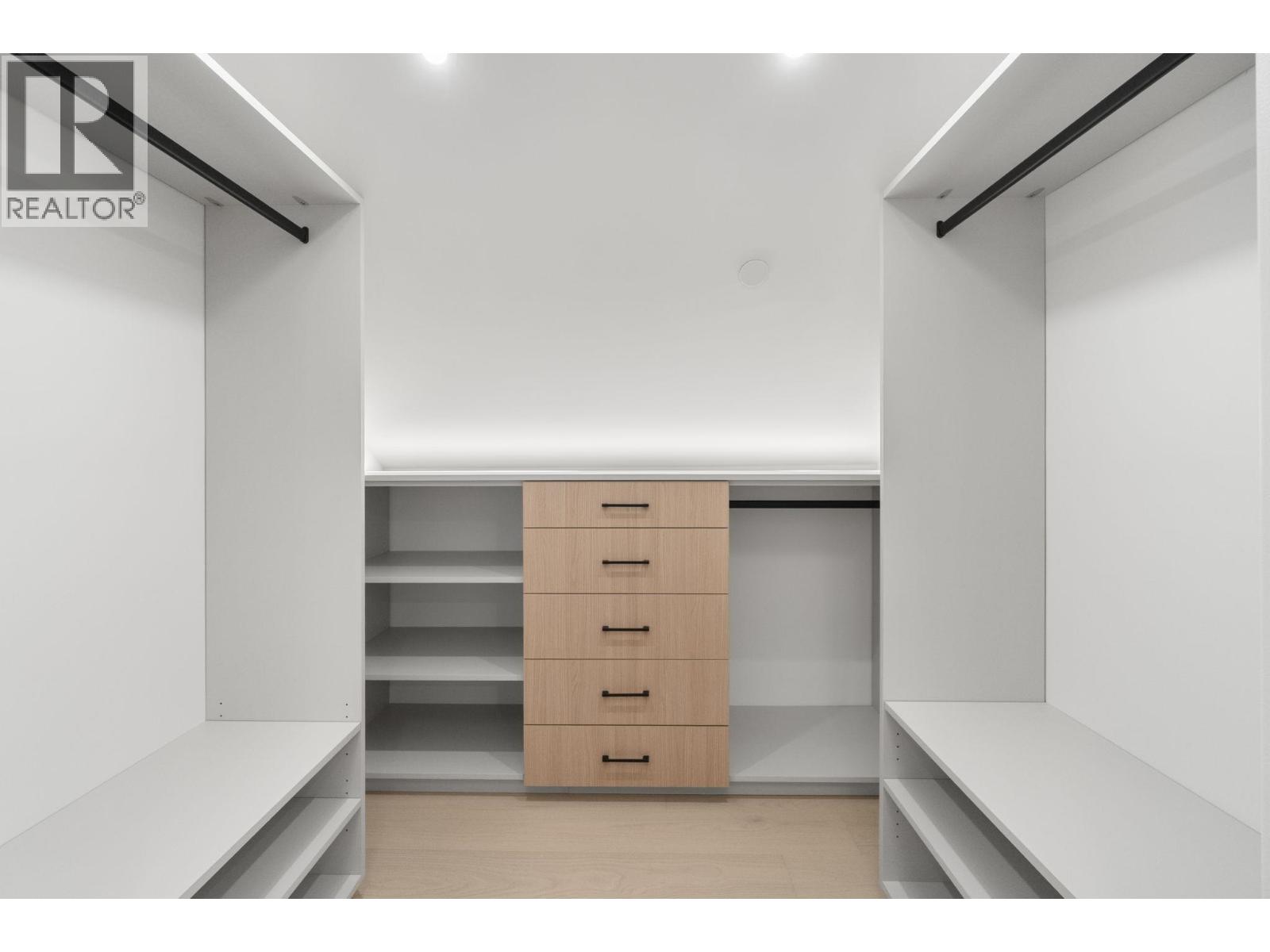 1 1945 E 13th Avenue, Vancouver, British Columbia  V5N 2C3 - Photo 15 - R3081319