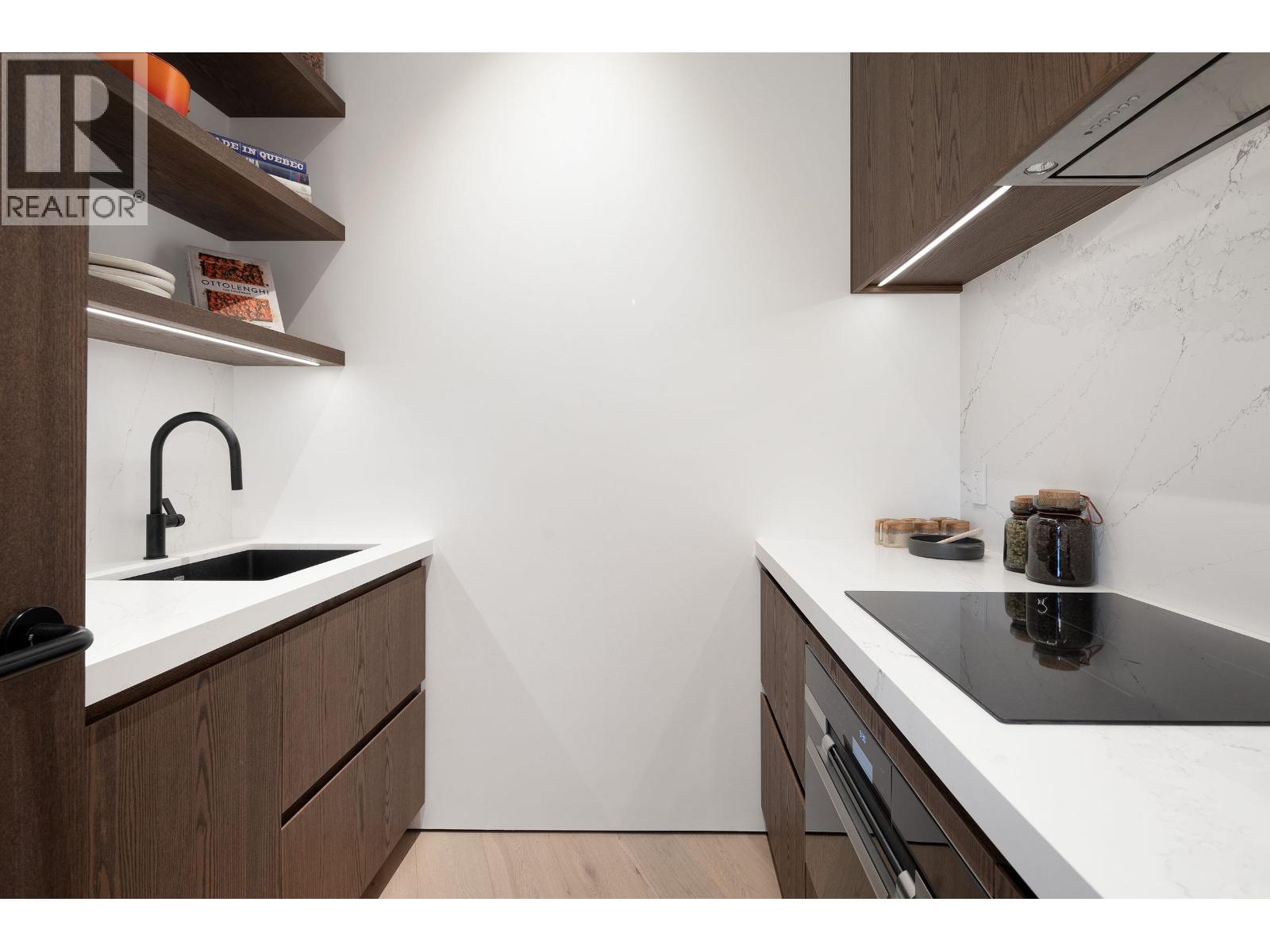 3565 Falcon Crescent, Whistler, British Columbia  V8E 0B9 - Photo 9 - R3065880