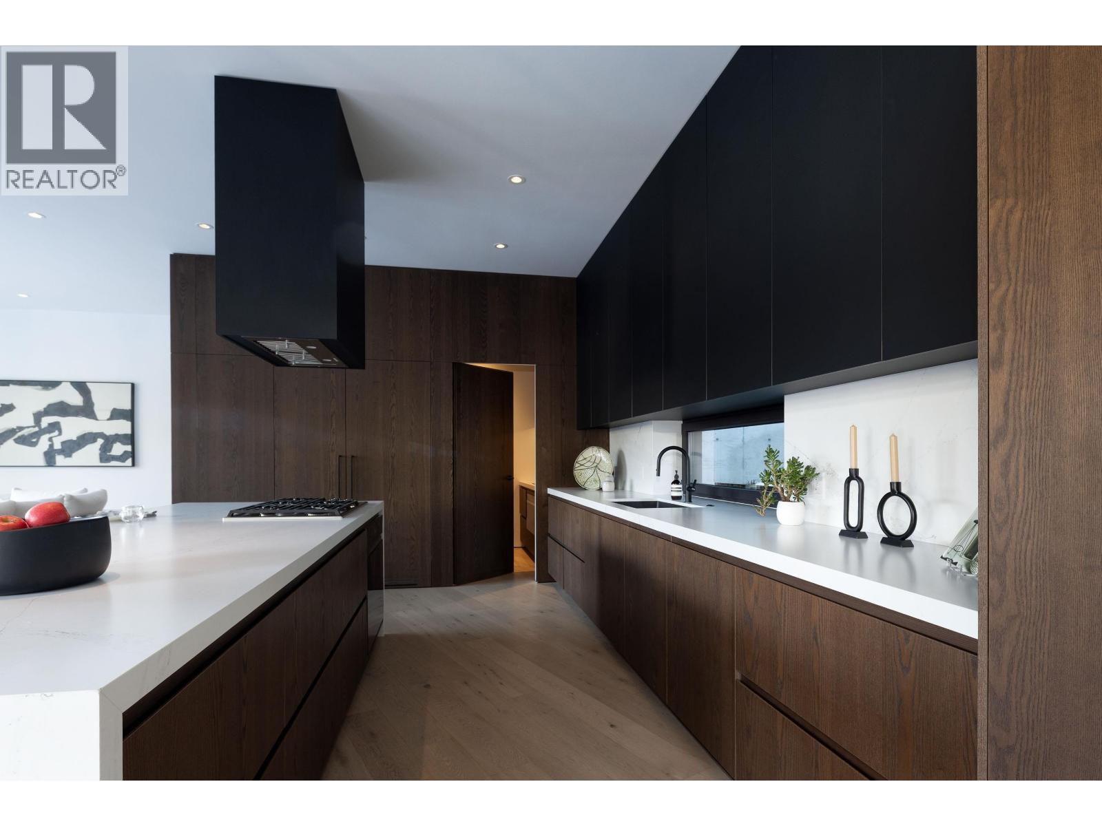 3565 Falcon Crescent, Whistler, British Columbia  V8E 0B9 - Photo 7 - R3065880