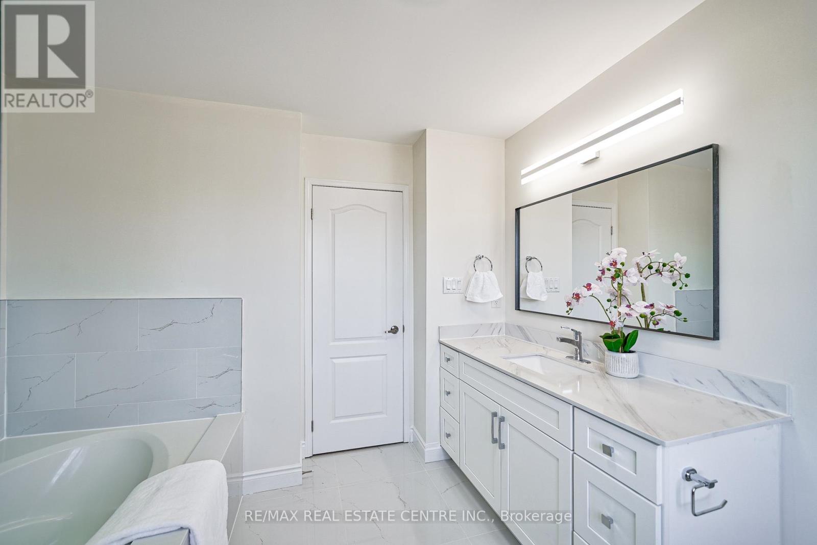 4 Hedgeline Street, Brampton, Ontario  L7A 2Z4 - Photo 25 - W12726314