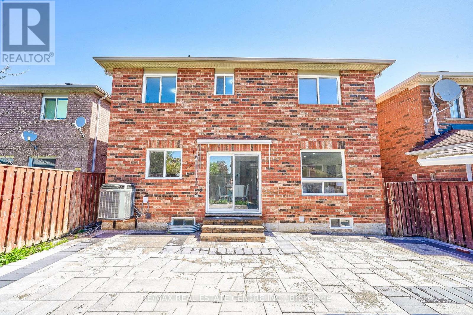 4 Hedgeline Street, Brampton, Ontario  L7A 2Z4 - Photo 29 - W12726314