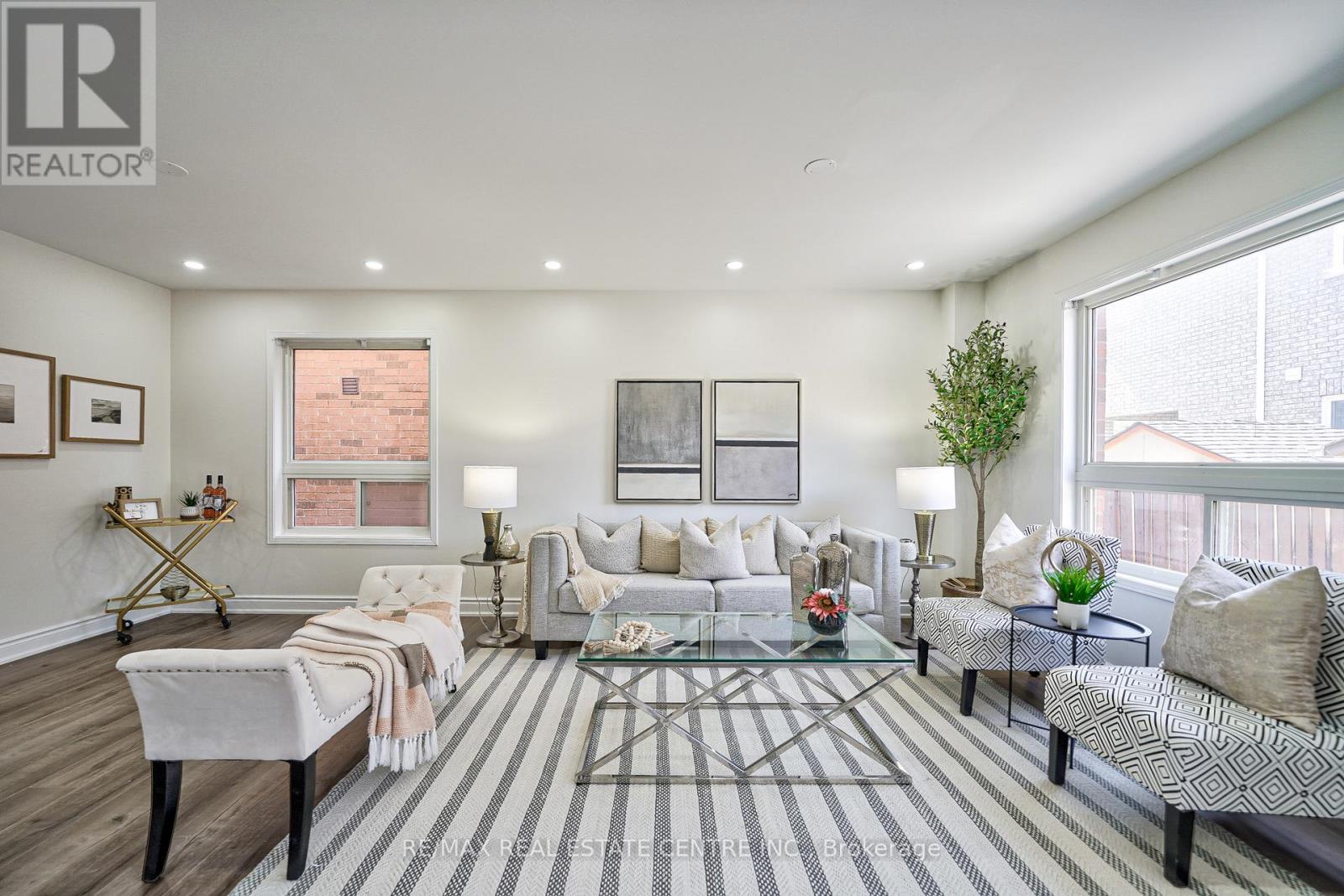 4 Hedgeline Street, Brampton, Ontario  L7A 2Z4 - Photo 7 - W12726314