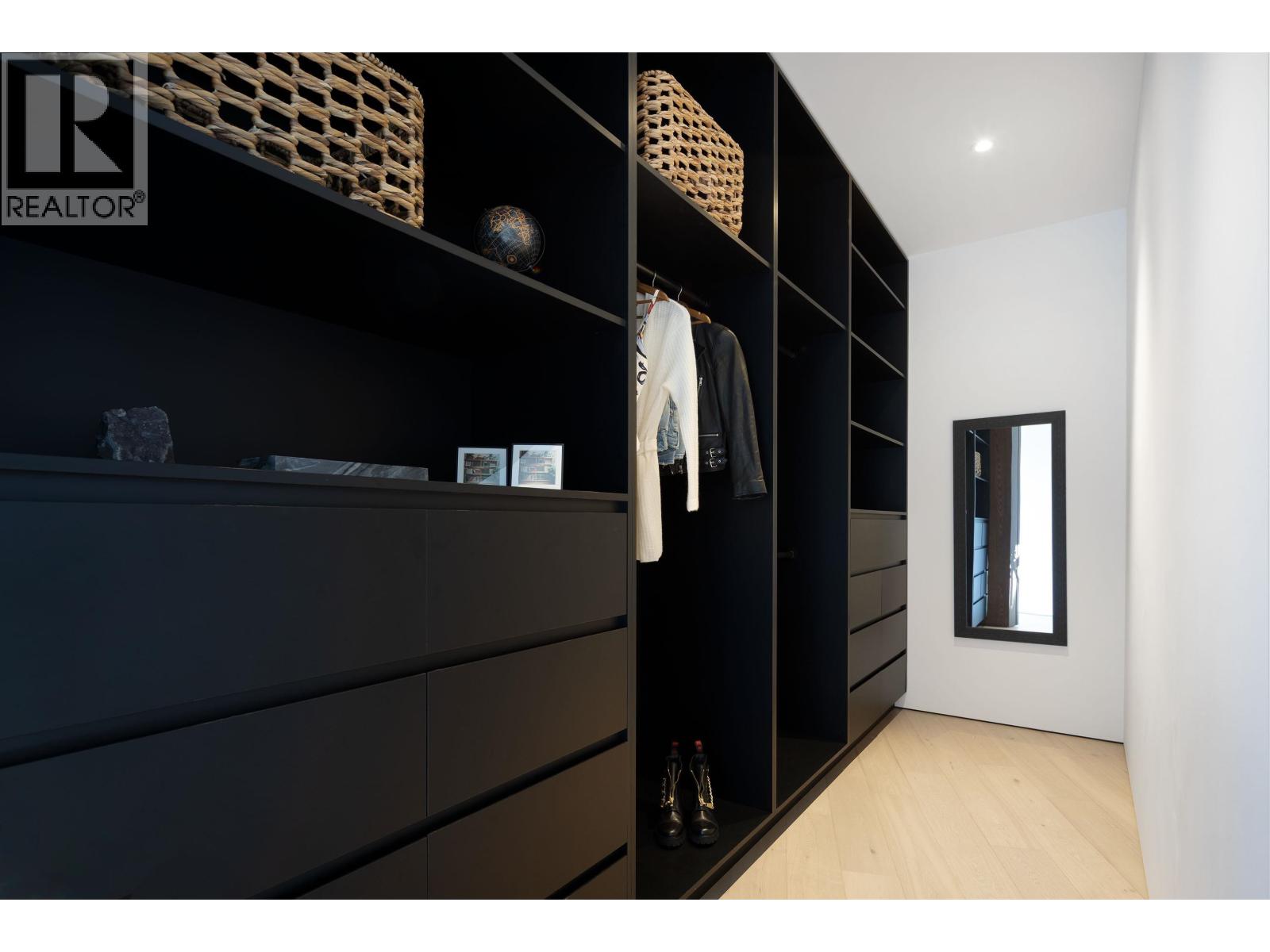 3565 Falcon Crescent, Whistler, British Columbia  V8E 0B9 - Photo 16 - R3065880