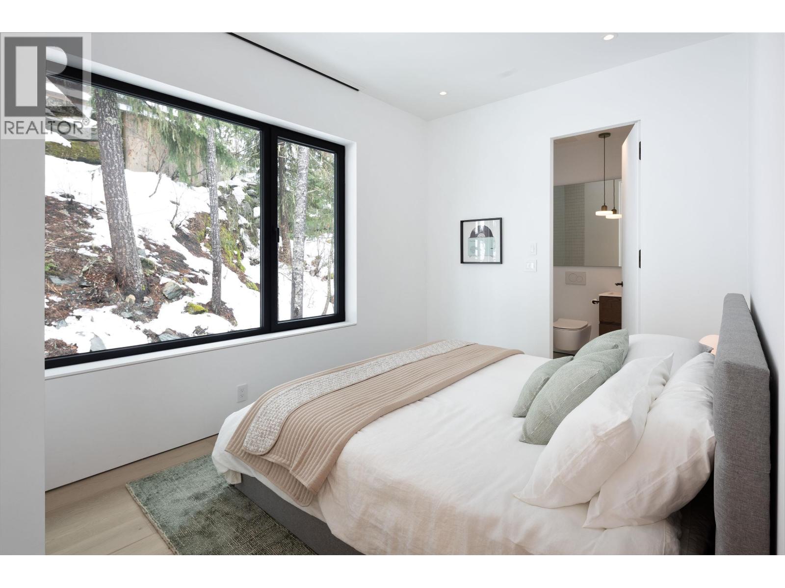 3565 Falcon Crescent, Whistler, British Columbia  V8E 0B9 - Photo 24 - R3065880