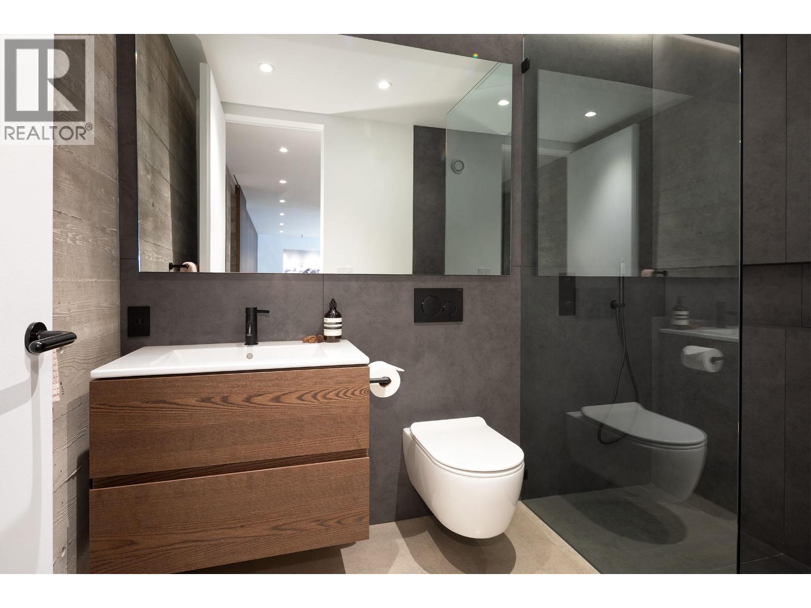 3565 Falcon Crescent, Whistler, British Columbia  V8E 0B9 - Photo 36 - R3065880