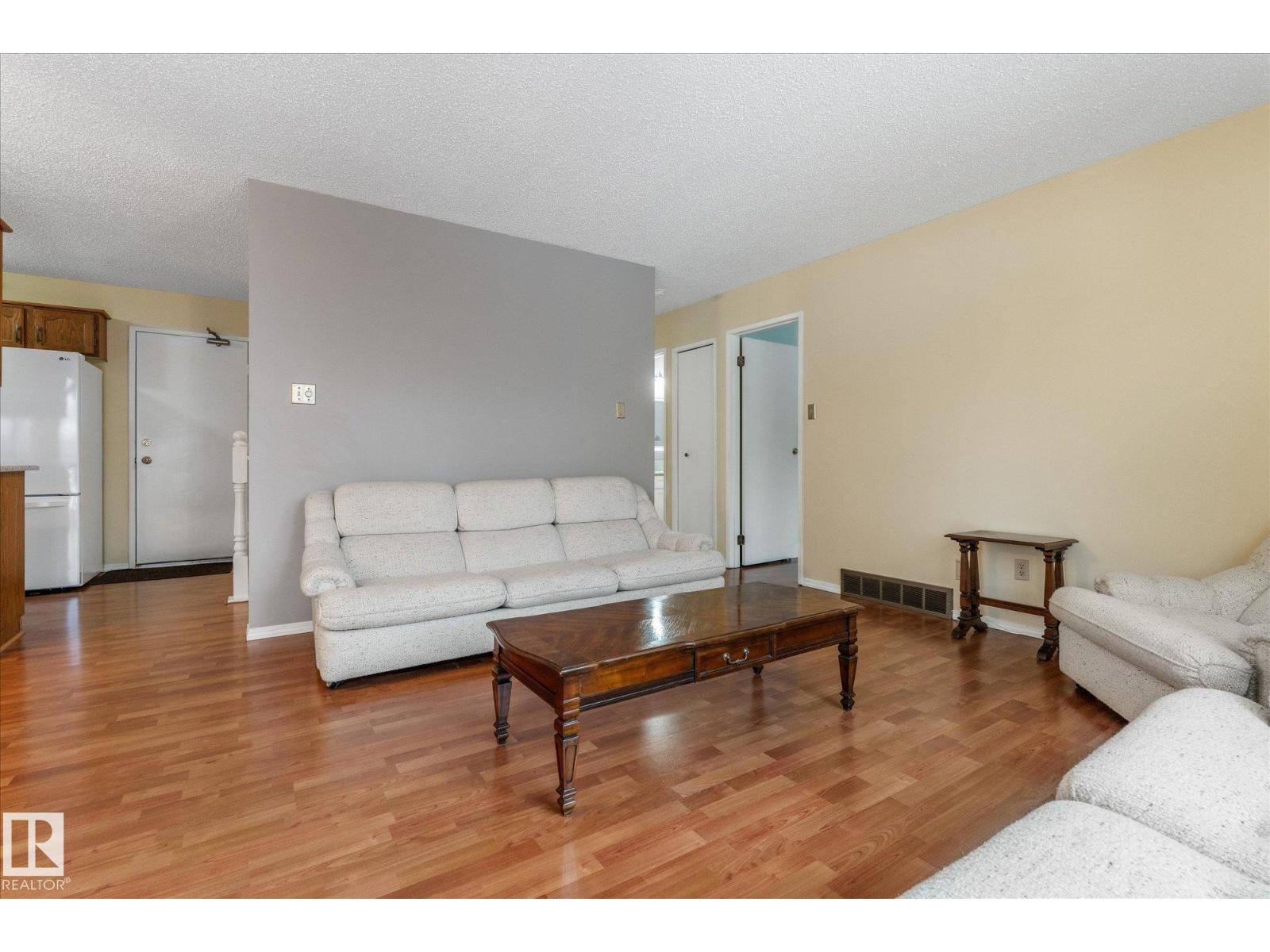 10728 153 Av Nw, Edmonton, Alberta  T5X 5T9 - Photo 8 - E4470948