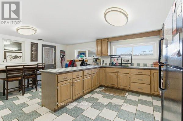 241 Bellevue Drive, Quinte West, Ontario  K8N 4Z5 - Photo 5 - X12726308