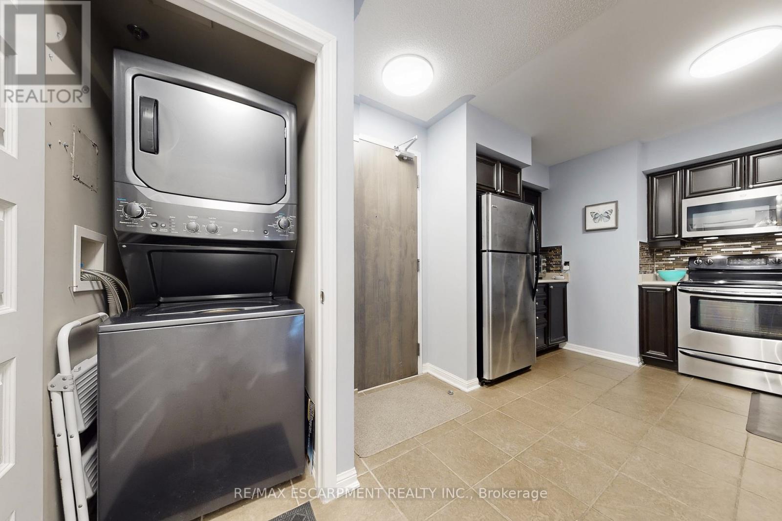 103 - 3060 Rotary Way, Burlington, Ontario  L7M 0G9 - Photo 17 - W12717422