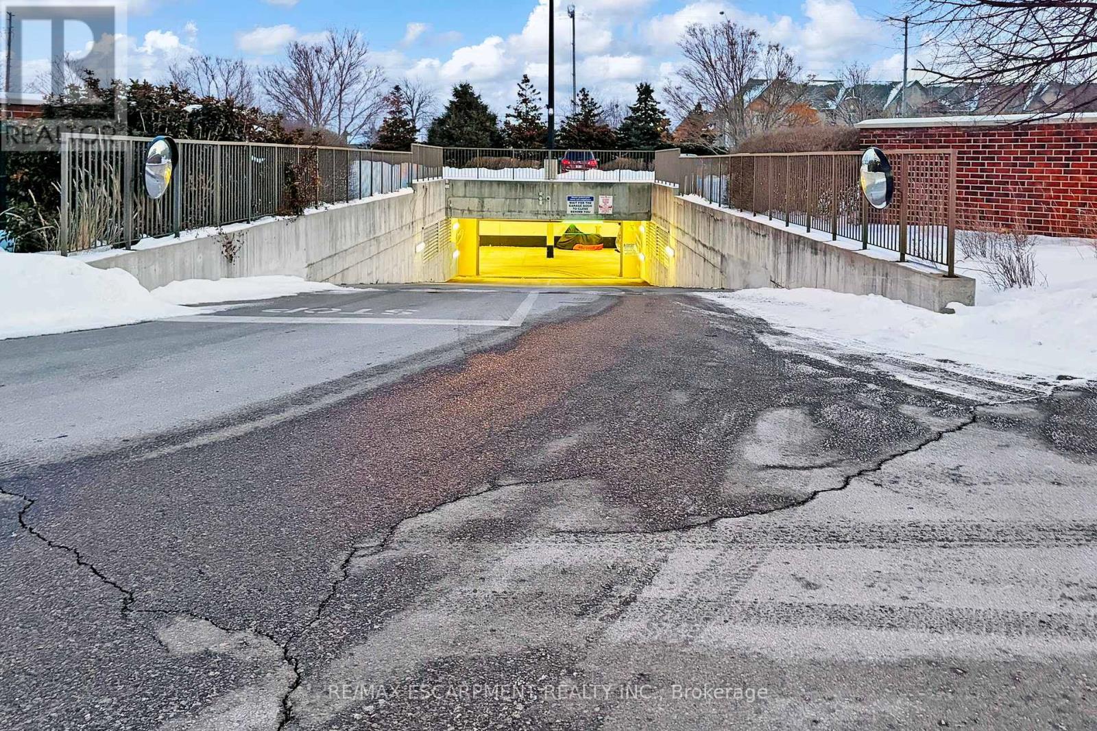 103 - 3060 Rotary Way, Burlington, Ontario  L7M 0G9 - Photo 29 - W12717422