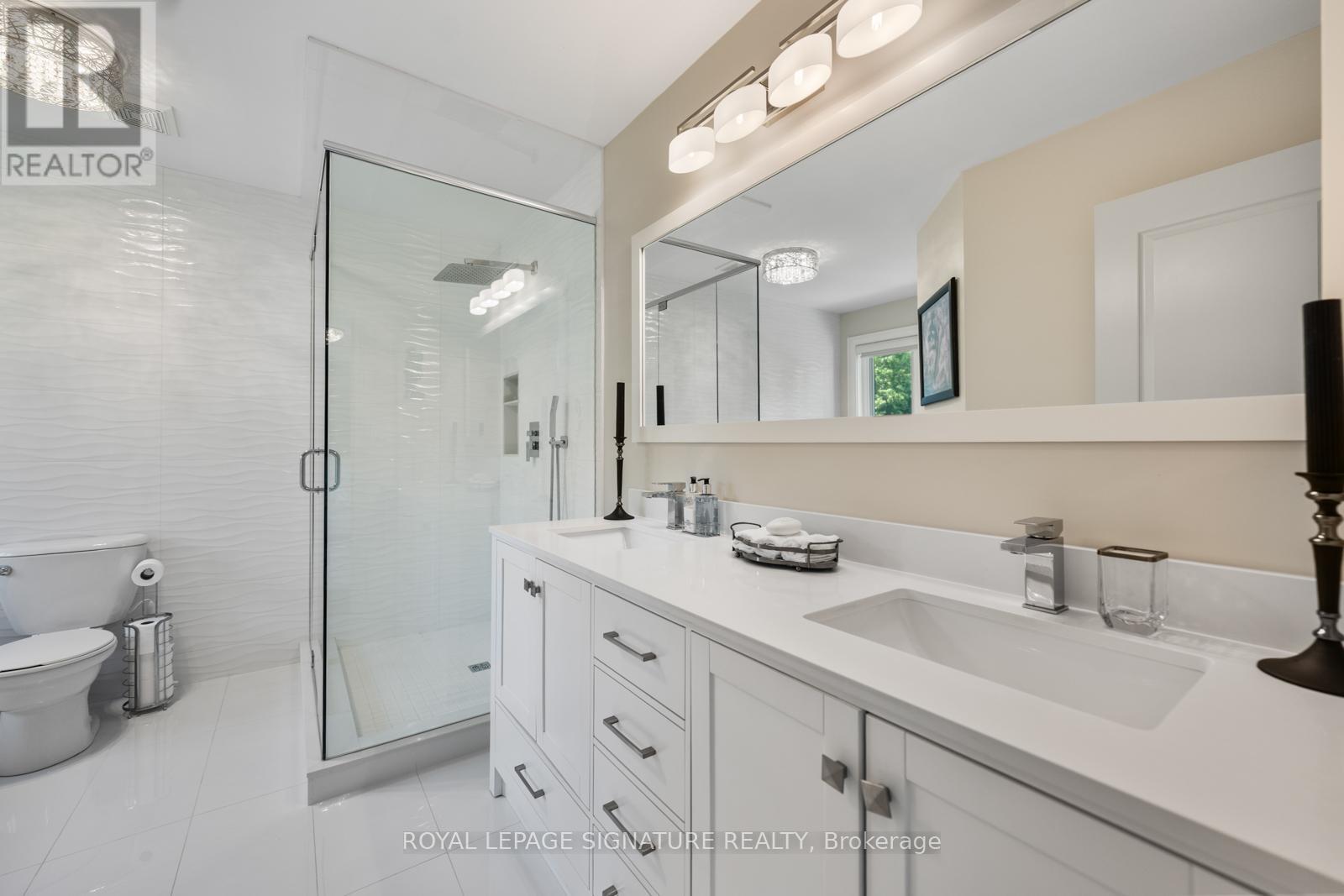 704 Robert Ferrie Drive, Kitchener, Ontario  N2R 0B2 - Photo 23 - X12725422