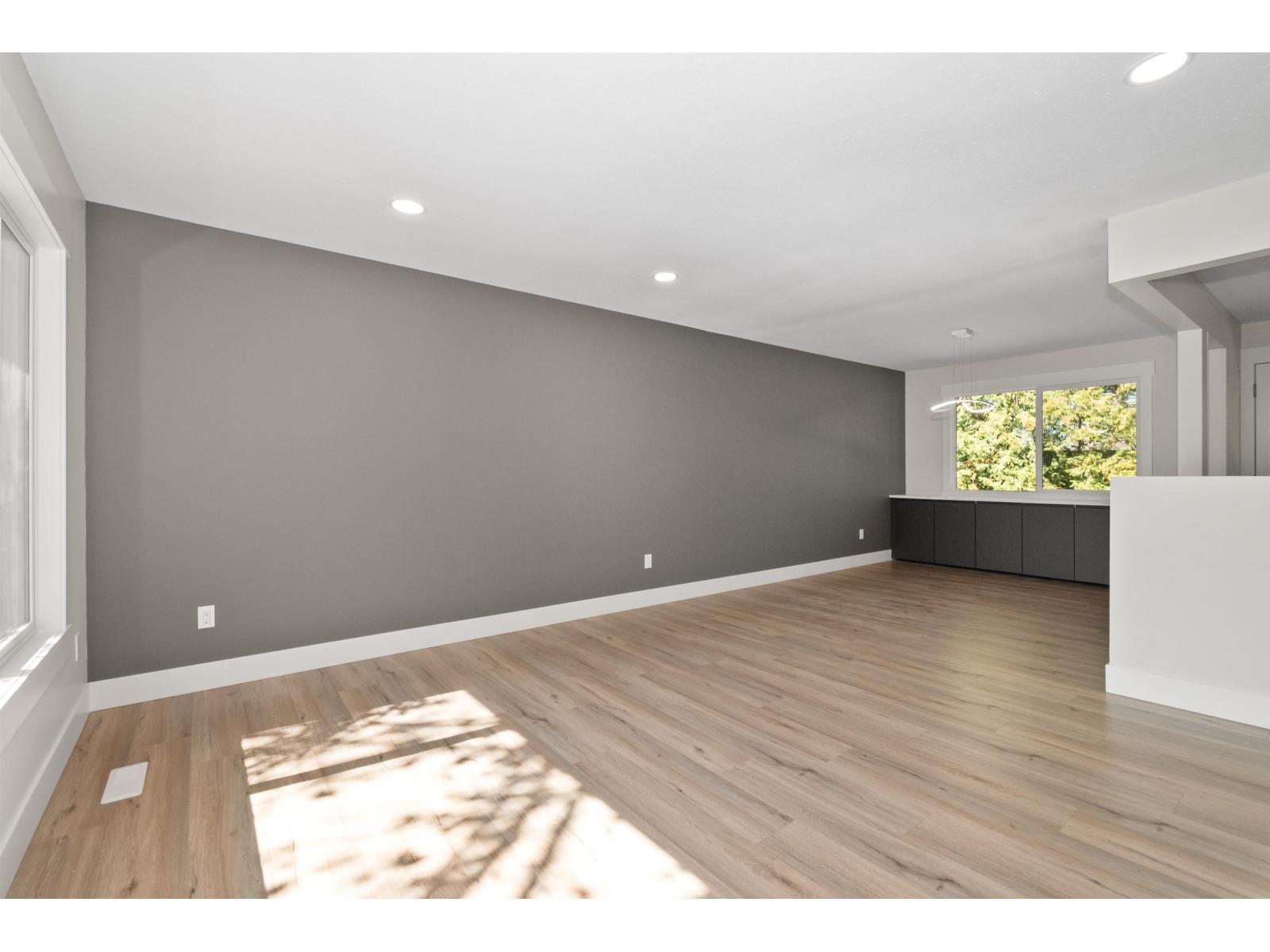 63797 Beech Avenue, Hope, Hope, British Columbia  V0X 1L2 - Photo 14 - R3082749