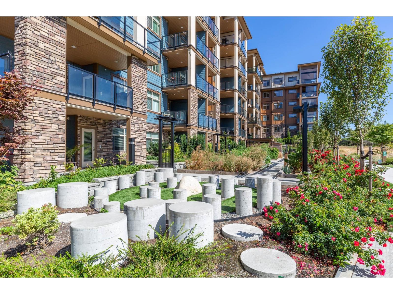 617 20673 78 Avenue, Langley, British Columbia  V2Y 3K1 - Photo 2 - R3082755