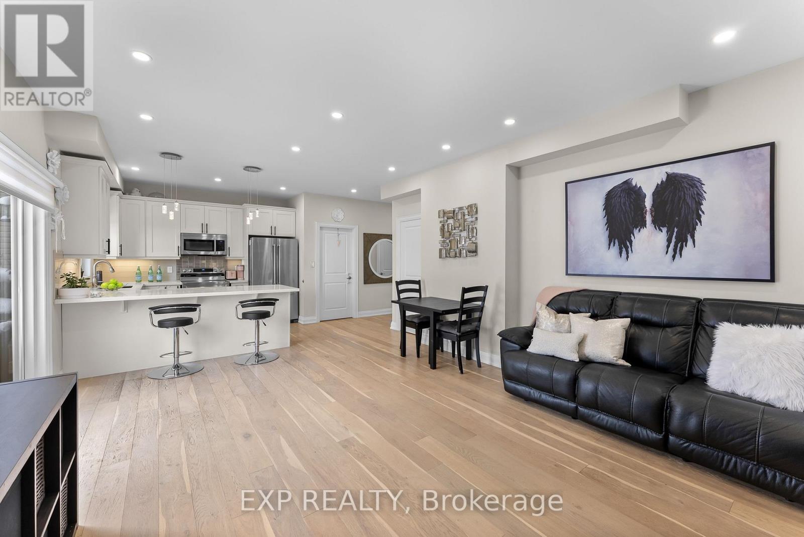 8 Leeson Street, St. Catharines, Ontario  L2T 2R1 - Photo 13 - X12726344