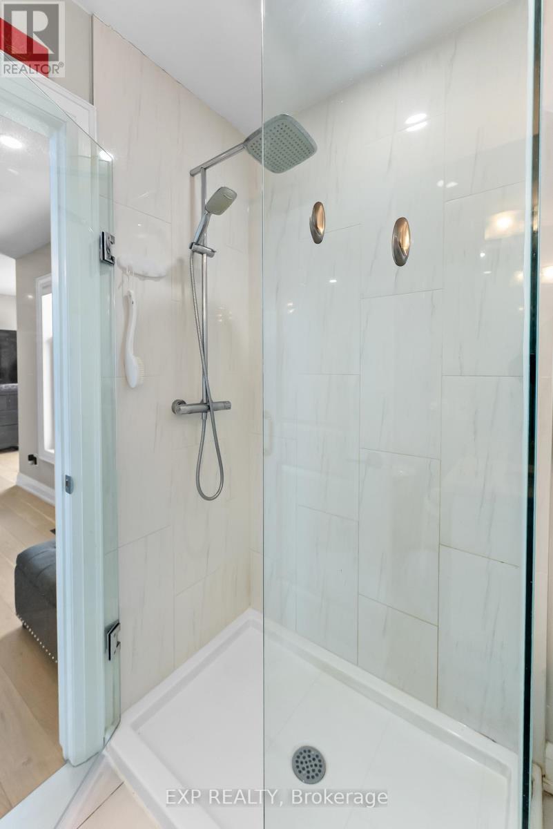 8 Leeson Street, St. Catharines, Ontario  L2T 2R1 - Photo 22 - X12726344