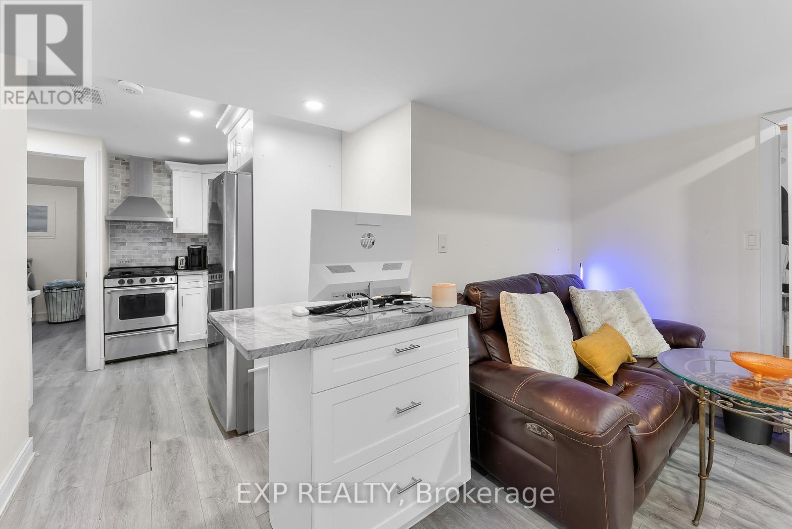 8 Leeson Street, St. Catharines, Ontario  L2T 2R1 - Photo 33 - X12726344