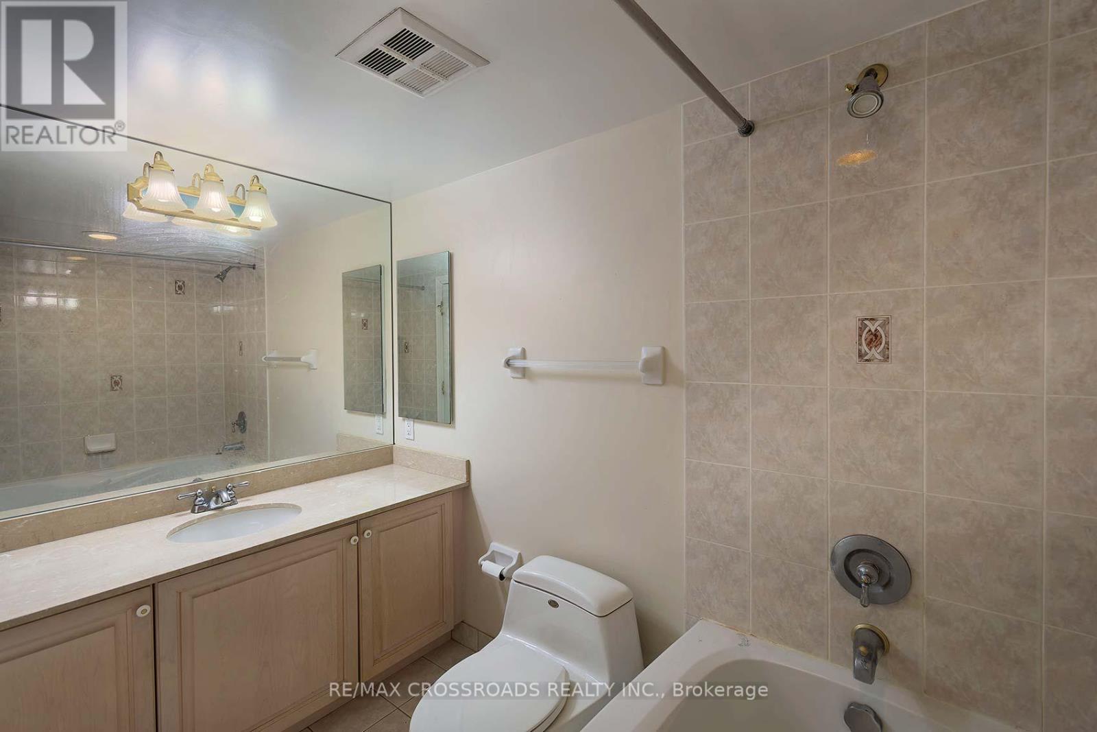 737 - 3600 Yonge Street, Toronto, Ontario  M4N 2N6 - Photo 40 - C12718832