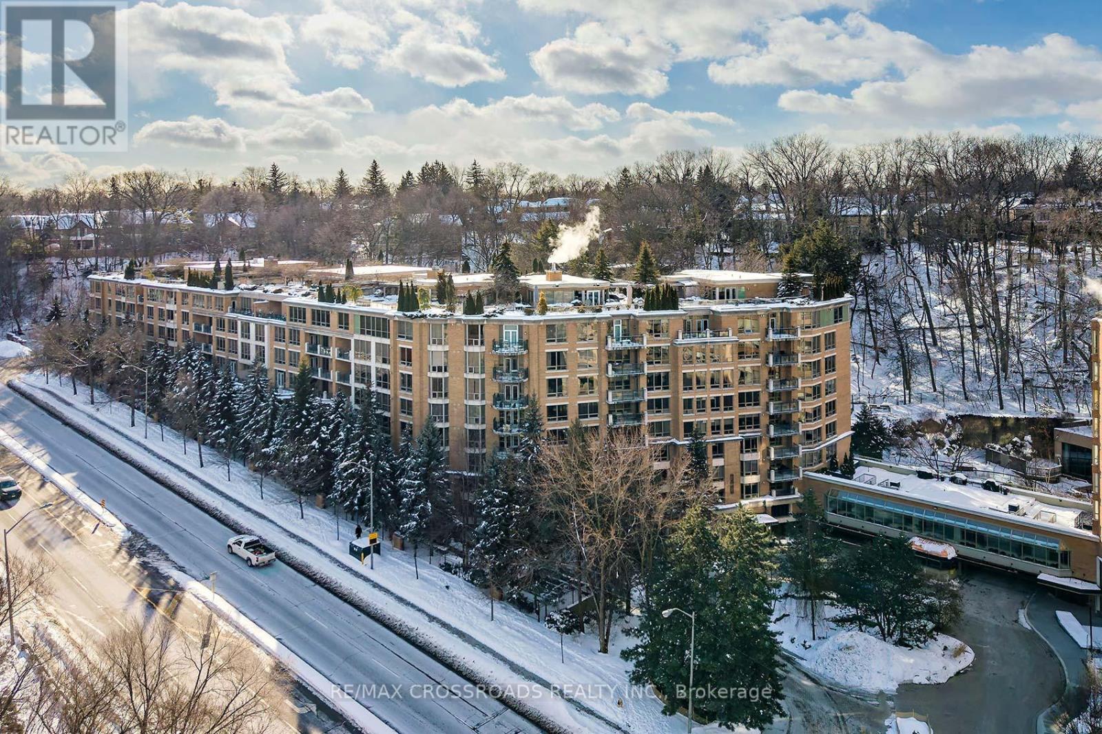 737 - 3600 Yonge Street, Toronto, Ontario  M4N 2N6 - Photo 43 - C12718832