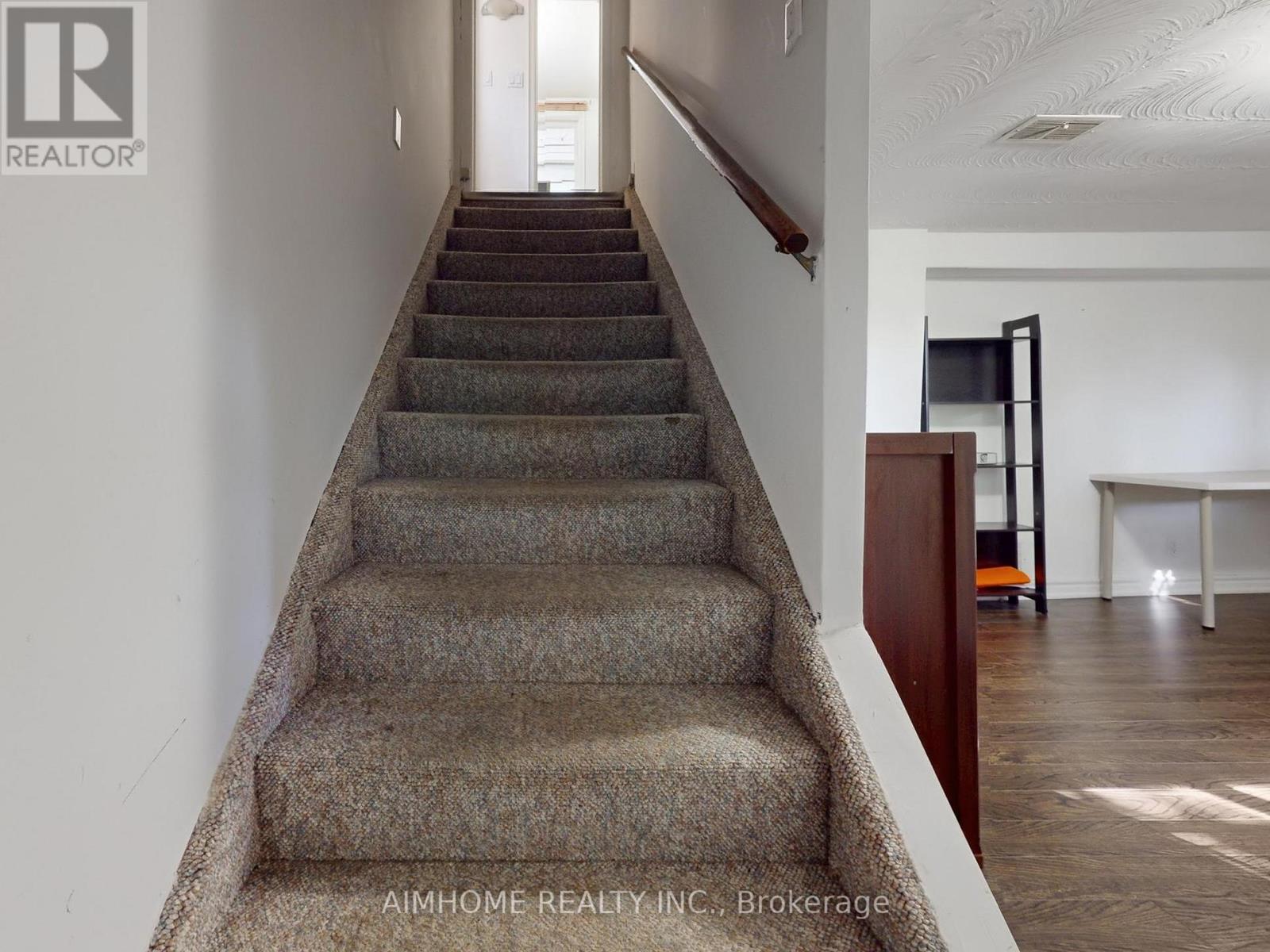 61 Talbot Road, Toronto, Ontario  M2M 1S1 - Photo 31 - C12726352